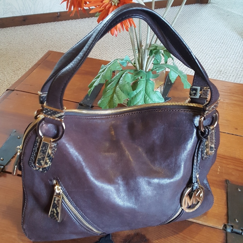 Handbag